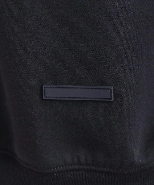 tk.TAKEO KIKUCHI(ティーケータケオキクチ)の「ハーフジップスウェット(スウェット・メンズ・ダークブラウン/ホワイト/ネイビー/ブラック・02/01/03)」の11枚目の写真