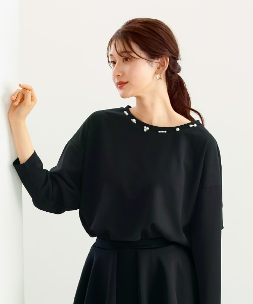 White Collection（ホワイトコレクション）の「【 ディテール映え 】 ドライタッチフライス・ランダムパールライクドルマンブラウス（シャツ/ブラウス・レディース・ネイビー/ブラック/アイボリー・M/S）」の3枚目の写真