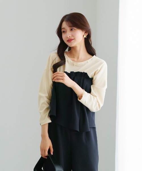 White Collection（ホワイトコレクション）の「【 ディテール映え 】 ドライタッチフライス・ランダムパールライクドルマンブラウス（シャツ/ブラウス・レディース・ネイビー/ブラック/アイボリー・M/S）」の7枚目の写真