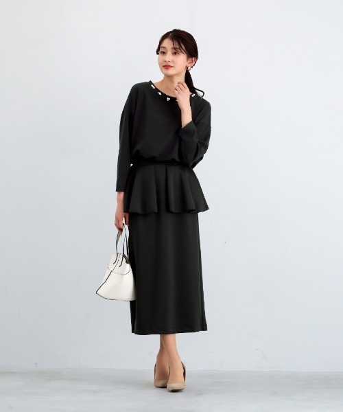 White Collection（ホワイトコレクション）の「【 ディテール映え 】 ドライタッチフライス・ランダムパールライクドルマンブラウス（シャツ/ブラウス・レディース・ネイビー/ブラック/アイボリー・M/S）」の18枚目の写真