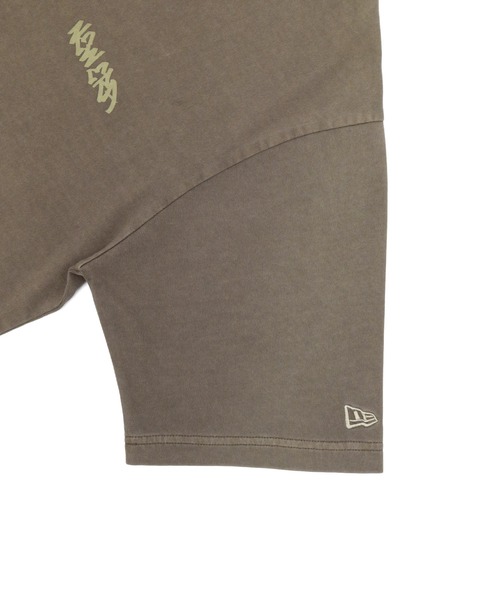NEW ERA(ニューエラ)の「ニューエラ 半袖Tシャツ グラフィティ(Tシャツ/カットソー・メンズ・グレー系その他/グレー/ブラウン・S/L/M/XXL/XL)」の9枚目の写真