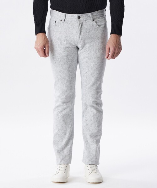 EPOCA UOMO(エポカウォモ)の「パイソンジャカードデニムパンツ(デニムパンツ・メンズ・ホワイト/チャコールグレー・46/48)」の6枚目の写真