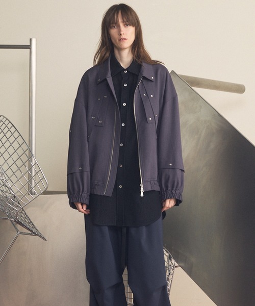 MAISON SPECIAL(メゾンスペシャル)の「《UNISEX》Yoke Rivets Prime-Over Blouson/ヨークリベットプライムオーバーブルゾン【MAISON SPECIAL/メゾンスペシャル】(ブルゾン・メンズ・ブラック/チャコールグレー・2/1/0)」の9枚目の写真