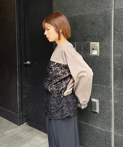 JETSET SOLO PLUS （ジェットセットソロプラス）の「【FONT LAB】チュール刺繍コンビ2WAYトップス（Tシャツ/カットソー・レディース・オフホワイト/ブラック/グレイッシュベージュ・FREE）」の21枚目の写真