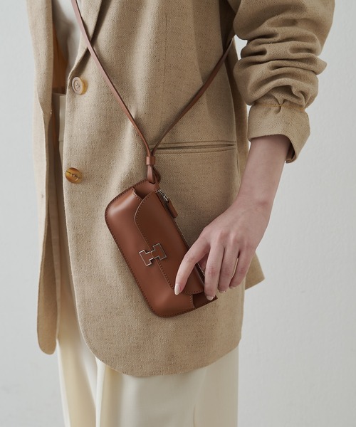 IACUCCI（イアクッチ）の「【予約】アバ アイウェアケース RUGA（その他小物・レディース・キャメル/ブラック・FREE）」の10枚目の写真