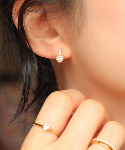 NOIR DE POUPEE(ノワールドプーペ)の「【WEB限定】silver925 キュービックジルコニア ハートピアス(ピアス(両耳用)・レディース・ゴールド・FREE)」の2枚目の写真