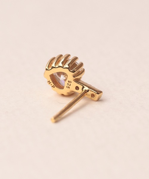 NOIR DE POUPEE(ノワールドプーペ)の「【WEB限定】silver925 キュービックジルコニア ハートピアス(ピアス(両耳用)・レディース・ゴールド・FREE)」の10枚目の写真