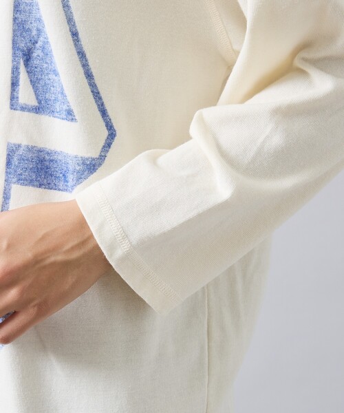 DEUS EX MACHINA(デウスエクスマキナ)の「【Deus Ex Machina / デウスエクスマキナ】 Futile Effort Jersey ナンバリング 長袖Tシャツ/ ユニセックス(Tシャツ/カットソー・メンズ・バイオレット/アイボリー・S/M)」の10枚目の写真