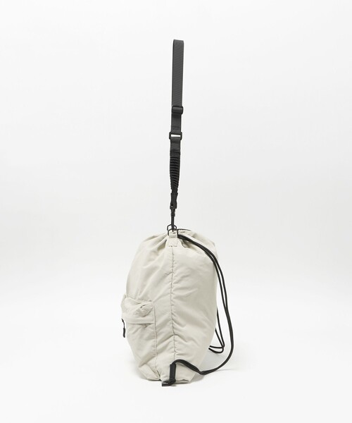 green label relaxing(グリーンレーベルリラクシング)の「【別注】<fellowww>GLR 2WAY ナップサック ショルダーバッグ(ショルダーバッグ・メンズ・ブラック/ナチュラル・FREE)」の7枚目の写真
