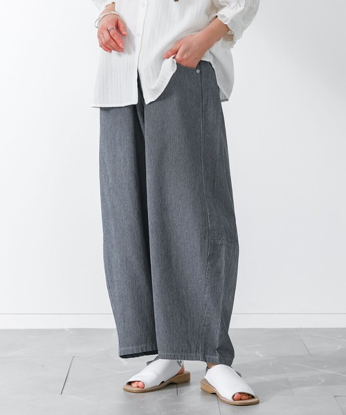 n'OrLABEL(ノアールレーベル)の「『ヒッコリーコクーンパンツ』(デニムパンツ・レディース・ライトブルー/ネイビー・FREE)」の4枚目の写真