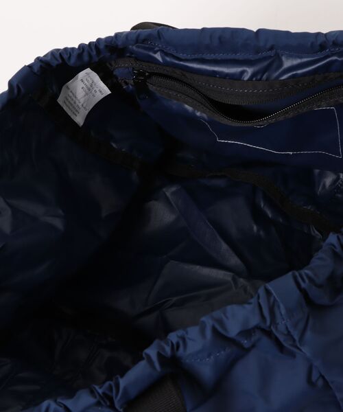 TSURUYA(ツルヤ)の「《KELTY》PACKABLE DUFFEL TOTE(トートバッグ・メンズ・ベージュ/ネイビー/グレー・フリー)」の6枚目の写真