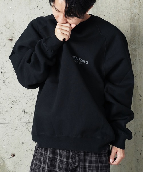 FOG ESSENTIALS(エフオージーエッセンシャルズ)の「"08"≪FOG ESSENTIALS≫裏起毛 スウェット ワンポイント ロゴ プルオーバー トレーナー(スウェット・メンズ・ブラック・M/L/XL)」の3枚目の写真