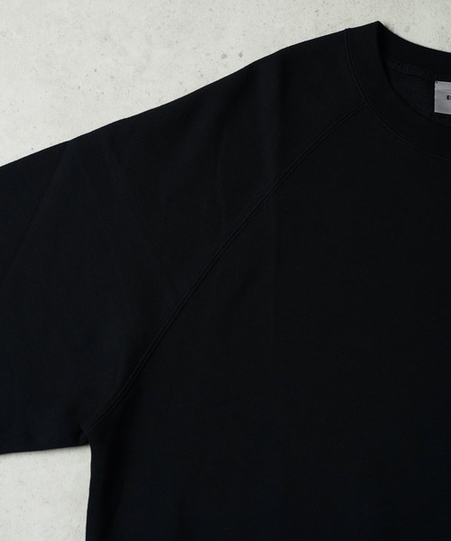 FOG ESSENTIALS(エフオージーエッセンシャルズ)の「"08"≪FOG ESSENTIALS≫裏起毛 スウェット ワンポイント ロゴ プルオーバー トレーナー(スウェット・メンズ・ブラック・M/L/XL)」の9枚目の写真