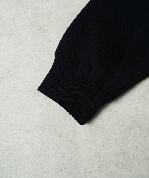 FOG ESSENTIALS(エフオージーエッセンシャルズ)の「"08"≪FOG ESSENTIALS≫裏起毛 スウェット ワンポイント ロゴ プルオーバー トレーナー(スウェット・メンズ・ブラック・M/L/XL)」の10枚目の写真