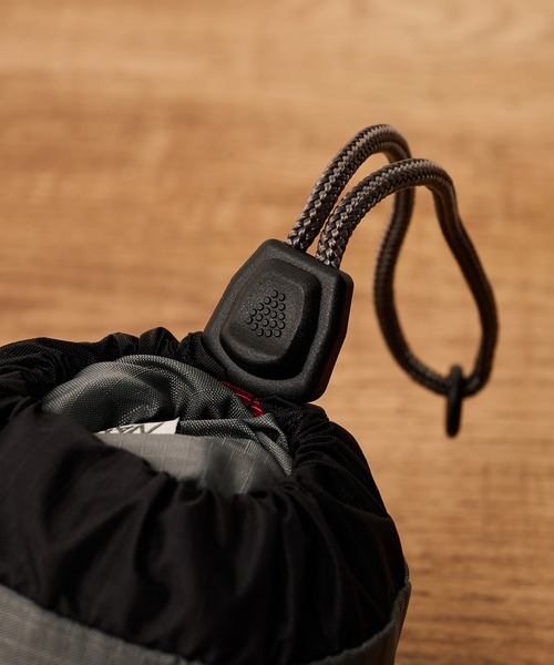 NANGA(ナンガ)の「【NANGA】POCKETABLE SHOULDER BAG(ショルダーバッグ・メンズ・パープル/イエロー/グレー・FREE)」の14枚目の写真