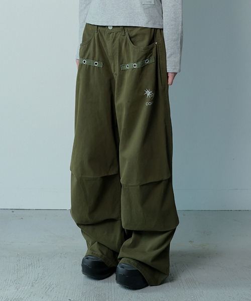 Ada.(エイダ)の「◇COIRIS◇ブランド直輸入正規品/ドレンバッグダーティロゴパラシュートコットンパンツ 男女共用 DREN BACK DIRTY LOGO PARACHUTE COTTON PANTS(その他パンツ・レディース・カーキ/ブラック・L/M)」の6枚目の写真