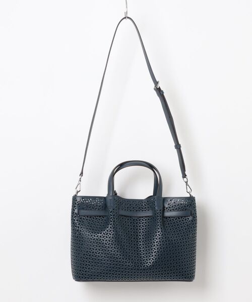 MICHAEL KORS（マイケルコース）の「CARSON MD CZ SATCHEL Satchel（ハンドバッグ・レディース・ネイビー・FREE）」の2枚目の写真