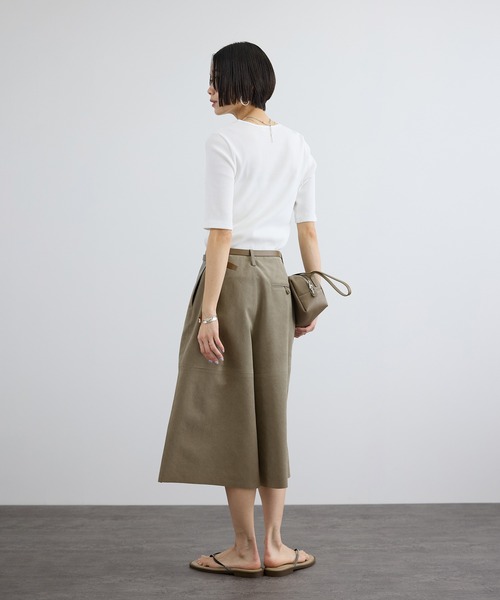 SALON adam et rope'（サロン アダム エ ロペ）の「ウルトラスエードハーフパンツ / Ultrasuede(R)（その他パンツ・レディース・ベージュ系その他・M/S）」の6枚目の写真