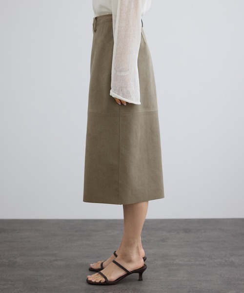 SALON adam et rope'（サロン アダム エ ロペ）の「ウルトラスエードハーフパンツ / Ultrasuede(R)（その他パンツ・レディース・ベージュ系その他・M/S）」の9枚目の写真