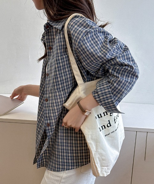 gossip!ロサンゼルス(ゴシップロサンゼルス)の「Y2K ヴィンテージライク チェック柄 シャツ(Tシャツ/カットソー・レディース・チェック・M)」の4枚目の写真