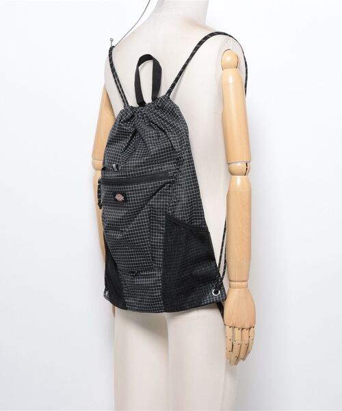 Dickies（ディッキーズ）の「DICKIES ATHLETIC KNAPSACK GRID（バックパック/リュック・メンズ・ブラック/グレー/ホワイト/カーキ・FREE）」の12枚目の写真