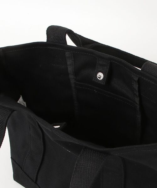 FRUIT OF THE LOOM(フルーツオブザルーム)の「【FRUIT OF THE LOOM/フルーツオブザルーム】OLD LOGO CANVAS LUNCH TOTE BAG 81739800(トートバッグ・メンズ・ブラック/ブラック系/オフホワイト・FREE)」の6枚目の写真
