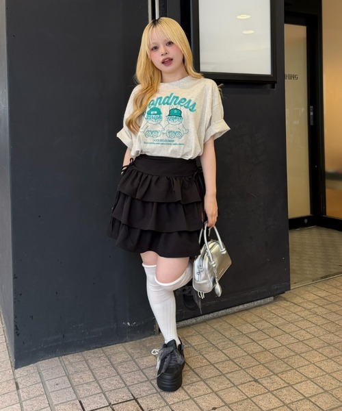 continuer de NICE CLAUP(コンティニューデナイスクラップ)の「サイドリボンティアードミニスカート(スカート・レディース・ブルー系その他/ブラック/チャコールグレー/ブラック系その他・FREE)」の8枚目の写真