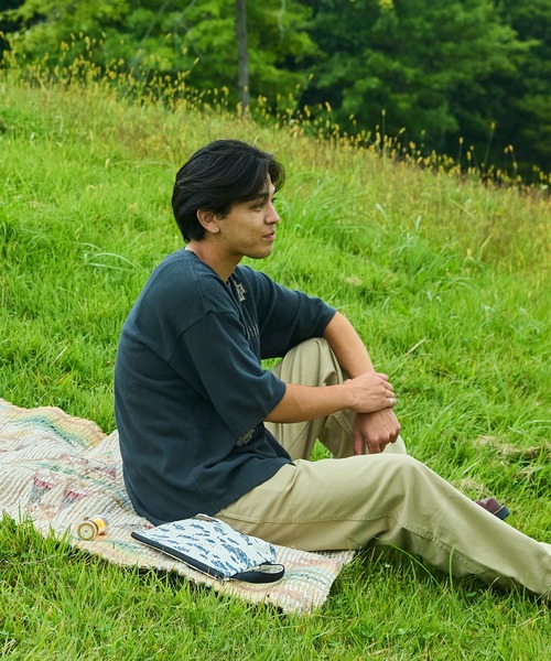 PENDLETON(ペンドルトン)の「PENDLETON/ペンドルトン ショートスリーブ ピケ エンブロイダリー Tシャツ(Tシャツ/カットソー・メンズ・チャコールグレー/ベージュ/ライトブルー・LARGE/MEDIUM)」の6枚目の写真