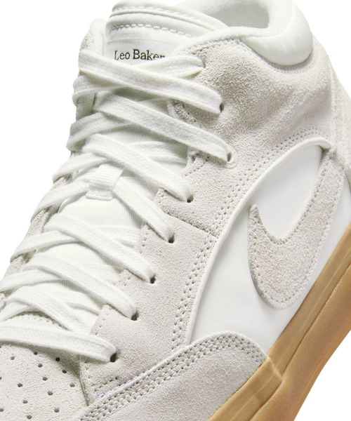 NIKE SB(ナイキエスビー)の「NIKE SB ナイキエスビー SB REACT LEO エスビー リアクト レオ IR1889-100(スニーカー・メンズ・ホワイト・28.0cm/27.5cm/27.0cm/26.5cm/26.0cm/25.5cm/25.0cm/24.5cm/24.0cm/23.5cm/23.0cm)」の6枚目の写真