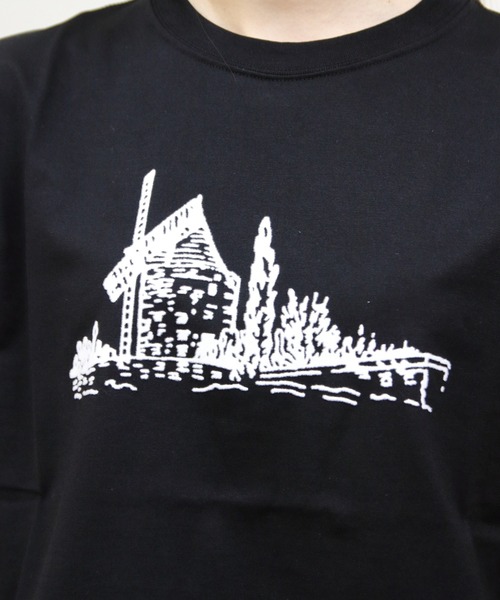 STEPS(ステップス)の「VINCENT ET MIREILLE/ヴァンソン エ ミレイユ ショートスリーブプリントTEE SHORT SLEEVE PRINTED TEE(Tシャツ/カットソー・レディース・ブラック系その他/ホワイト系その他/ブラック/ホワイト・FREE)」の9枚目の写真