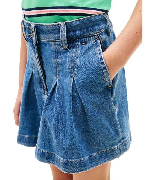 TOMMY HILFIGER(トミーヒルフィガー)の「DENIM PLEATED SKIRT(スカート・キッズ・ブルー・130cm/160cm/140cm/150cm)」の5枚目の写真