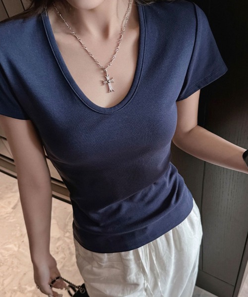 GLAMOROUS JANE（グラマラスジェーン）の「Uネック半袖Tシャツ（Tシャツ/カットソー・レディース・チャコールグレー/ホワイト/ネイビー/ブラック・FREE）」の13枚目の写真