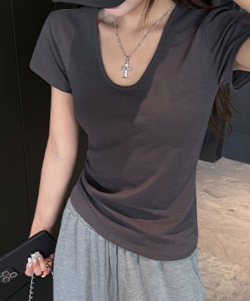 GLAMOROUS JANE（グラマラスジェーン）の「Uネック半袖Tシャツ（Tシャツ/カットソー・レディース・チャコールグレー/ホワイト/ネイビー/ブラック・FREE）」の11枚目の写真