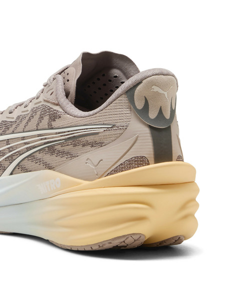PUMA（プーマ）の「PUMA プーマ メンズ ディヴィエイト ニトロ 4 RC ランニングシューズ（スニーカー・メンズ・ピンクベージュ・27.0cm/26.5cm/26.0cm/27.5cm/28.0cm/25.5cm）」の3枚目の写真