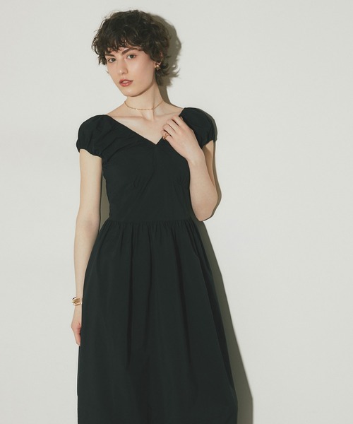 &. NOSTALGIA(アンドドットノスタルジア)の「RUCHED SLIM-RINE DRESS(ワンピース・レディース・ブラック・M)」の2枚目の写真