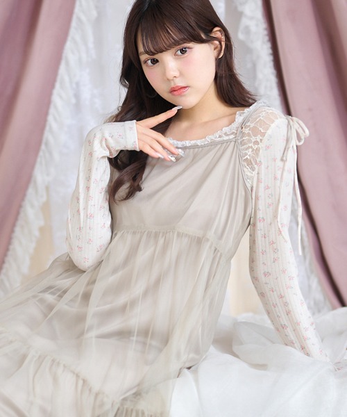 Anely(アネリー)の「小花柄 レース ドッキング デザイン トップス(Tシャツ/カットソー・レディース・ブルー/アイボリー・FREE)」の12枚目の写真