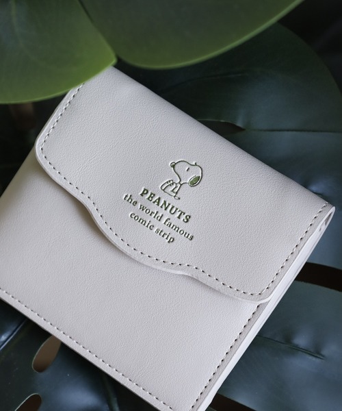 FUNALIVE(ファンアライブ)の「SNOOPY 二つ折り財布 合皮 小銭入れ(財布・レディース・ベージュ/ネイビー/ブラック・FREE)」の14枚目の写真