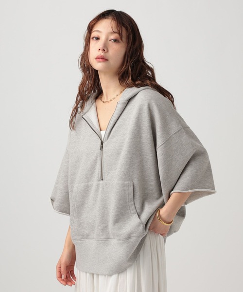 BAYFLOW(ベイフロー)の「ルーズハーフジップパーカー(パーカー・レディース・グレー/グレイッシュベージュ/ブラウン・FREE)」の2枚目の写真