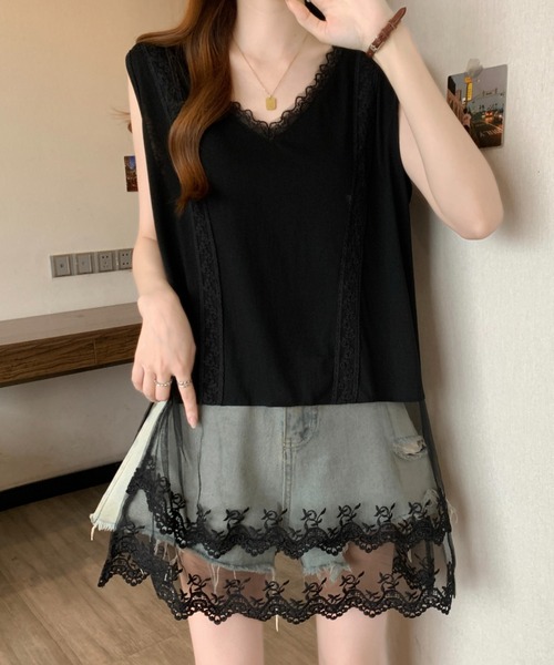 LUCPY(ラクピー)の「レースVネックノースリーブブラウス(シャツ/ブラウス・レディース・ブラック/ホワイト・XX-LARGE/X-LARGE/LARGE/MEDIUM)」の4枚目の写真