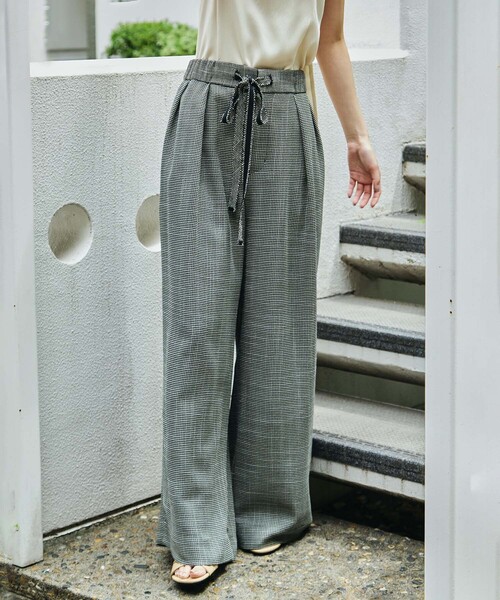 STUDIOUS(ステュディオス)の「【STUDIOUS/ステュディオス】Washable Mesh Relax Trousers/ウォッシャブルメッシュリラックストラウザー(スラックス・レディース・アイボリー/マルチ/ブラック・1/2)」の5枚目の写真