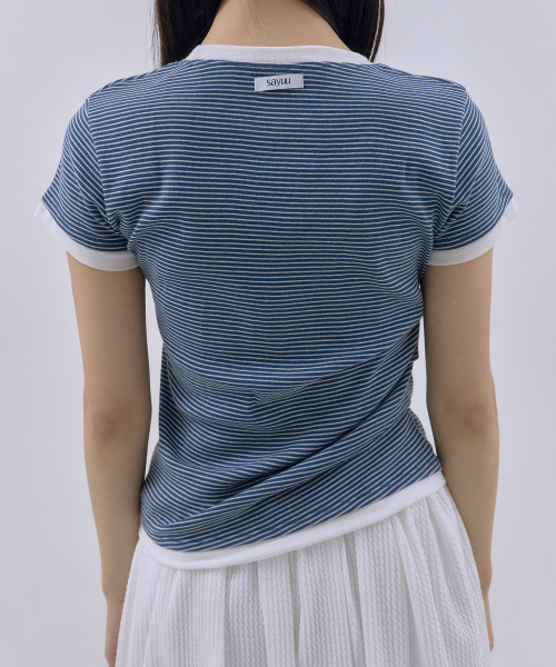 SAYUU(サユ)の「アンバランスストライプ配色Tシャツブルー(Tシャツ/カットソー・レディース・ブルー・FREE)」の4枚目の写真