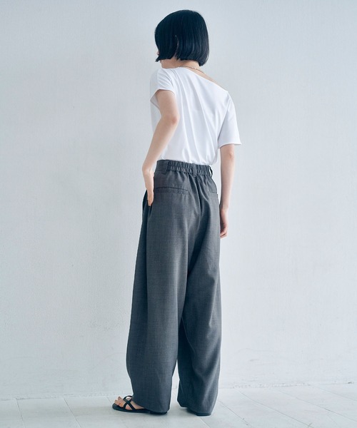 Obis&(オビスアンド)の「リネンタッチ カーブフォルムパンツ(その他パンツ・レディース・チャコール/ベージュ・L/M)」の13枚目の写真
