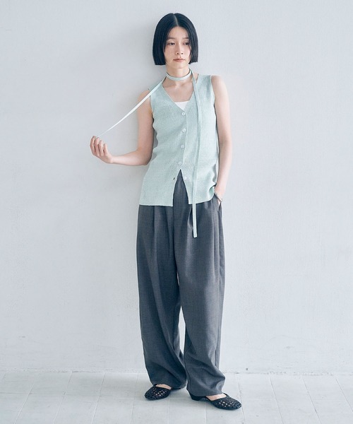 Obis&(オビスアンド)の「リネンタッチ カーブフォルムパンツ(その他パンツ・レディース・チャコール/ベージュ・L/M)」の17枚目の写真