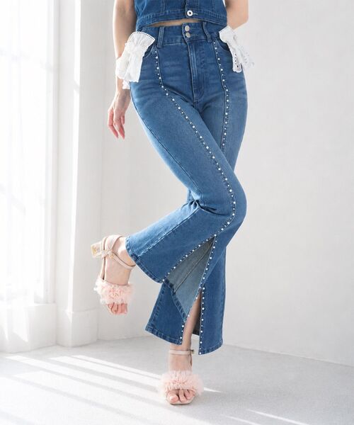 MAJESTIC LEGON(マジェスティックレゴン)の「2wayレースフリルキラキラデニムパンツ(デニムパンツ・レディース・ネイビー/サックスブルー・SMALL/MEDIUM)」の21枚目の写真