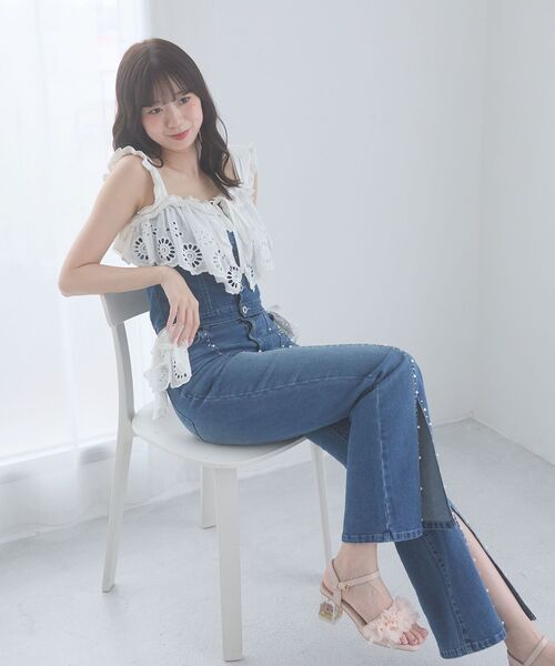 MAJESTIC LEGON(マジェスティックレゴン)の「2wayレースフリルキラキラデニムパンツ(デニムパンツ・レディース・ネイビー/サックスブルー・SMALL/MEDIUM)」の22枚目の写真