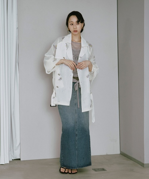 Ezick（エジック）の「Embroidery sheer midi trench coat/刺繍シアートレンチコート（トレンチコート・レディース・オフホワイト/ブラック・FREE）」の11枚目の写真