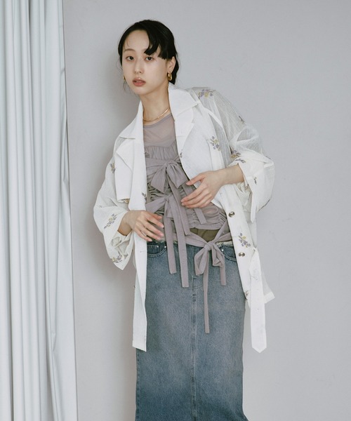 Ezick（エジック）の「Embroidery sheer midi trench coat/刺繍シアートレンチコート（トレンチコート・レディース・オフホワイト/ブラック・FREE）」の8枚目の写真