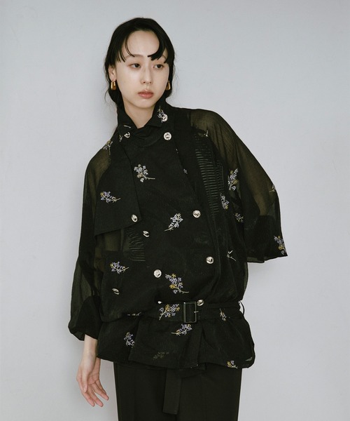 Ezick（エジック）の「Embroidery sheer midi trench coat/刺繍シアートレンチコート（トレンチコート・レディース・オフホワイト/ブラック・FREE）」の18枚目の写真