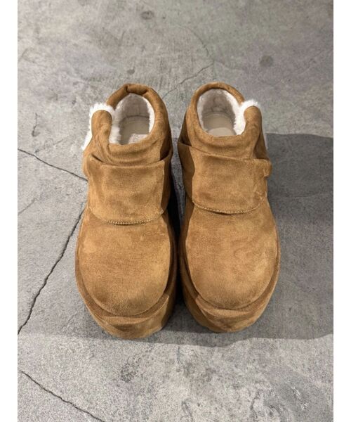 EMODA(エモダ)の「バルキータンクサボ(その他シューズ・レディース・キャメル/ブラック・SMALL/MEDIUM/LARGE)」の17枚目の写真