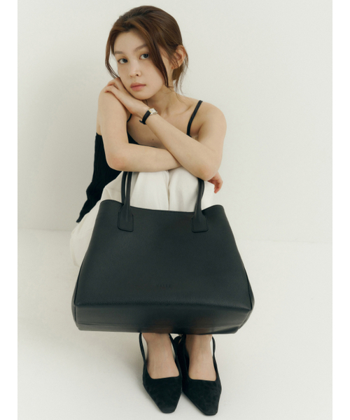 Yuje(ユジェ)の「REJENT BAG (Cow Leather)(ショルダーバッグ・レディース・その他・FREE)」の7枚目の写真